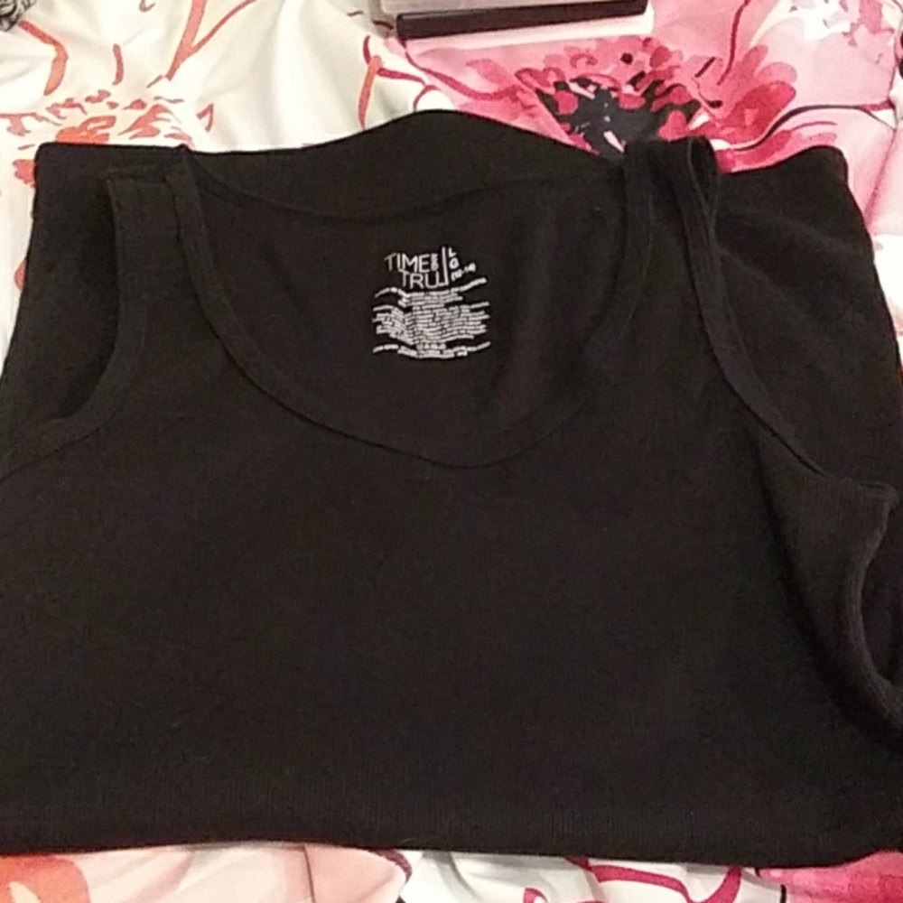 🔵Basic Black Tank Top